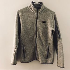 Women’s full zip Patagonia jacket